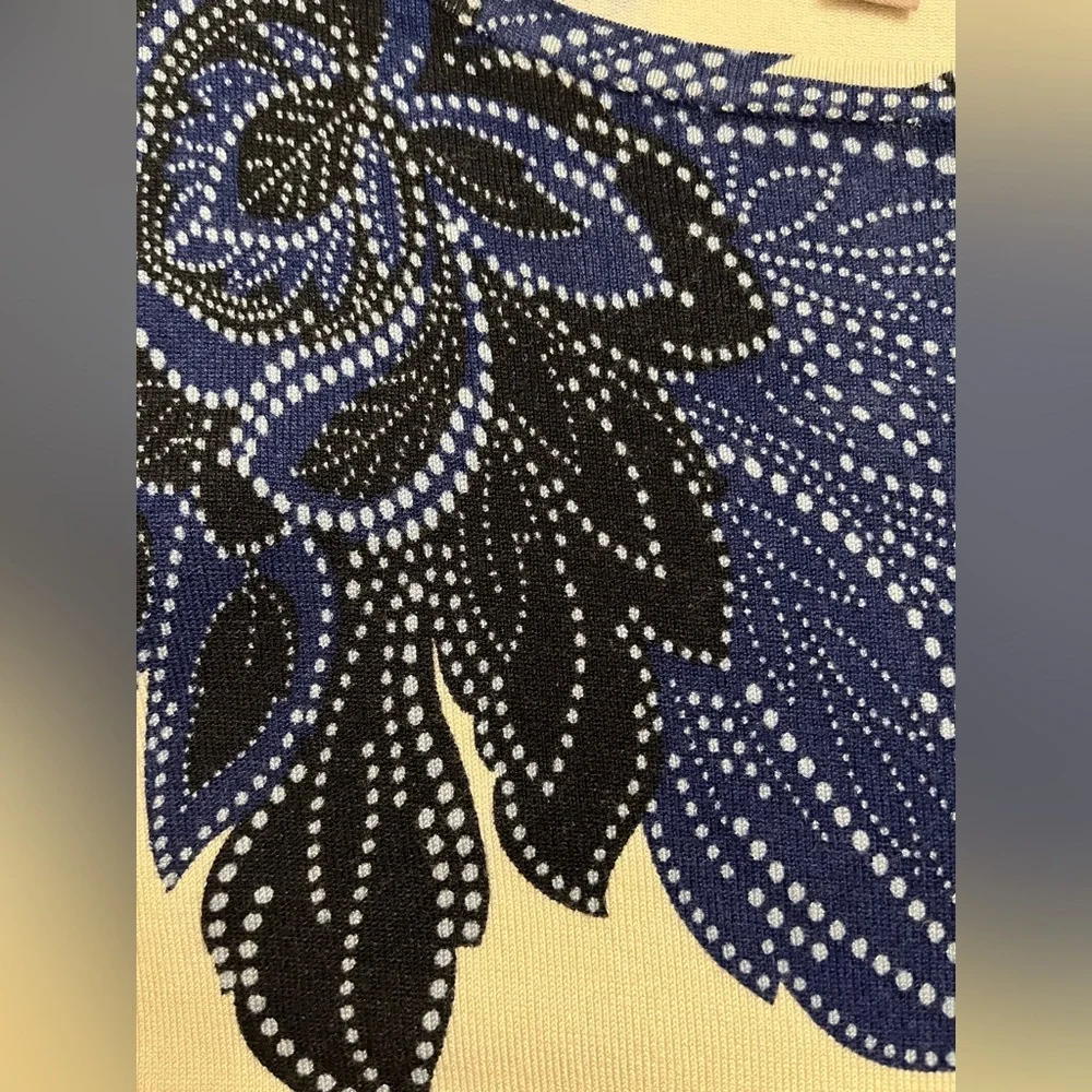 Roz & Ali Cream Blue Floral 3/4 Sleeve Sweater